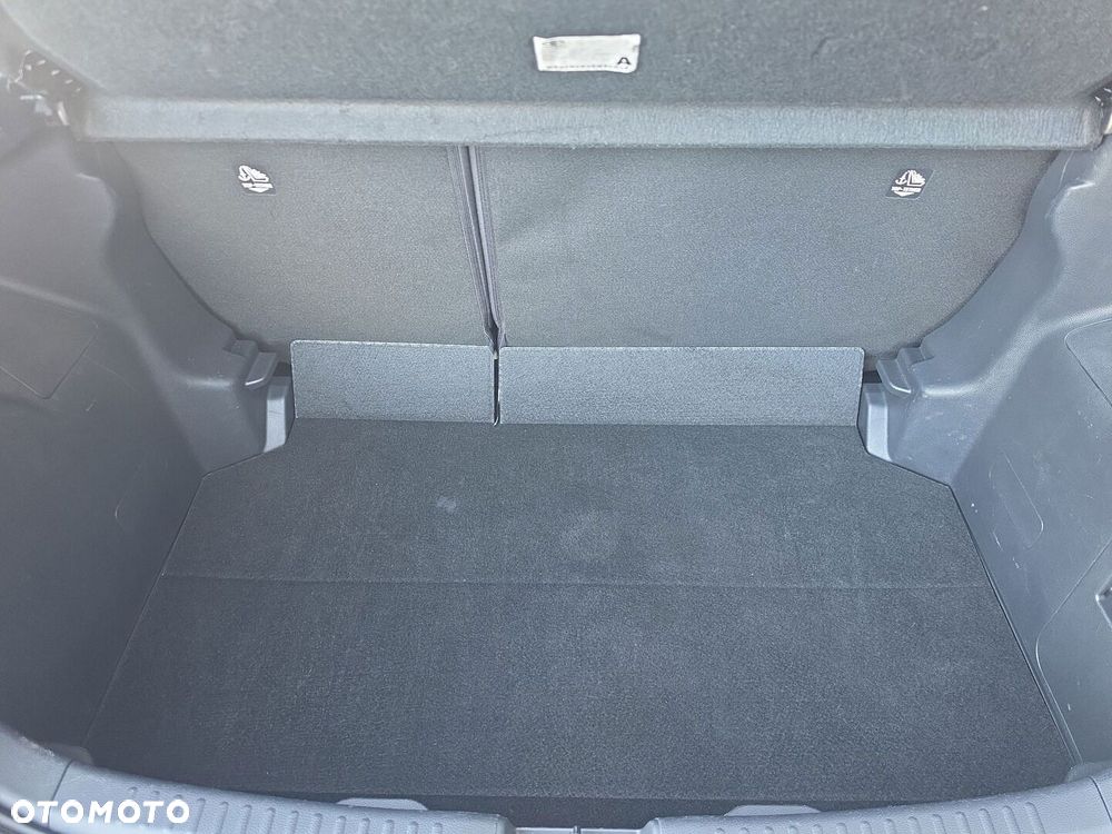 Toyota Yaris Hybrid 1.5 Comfort - 20