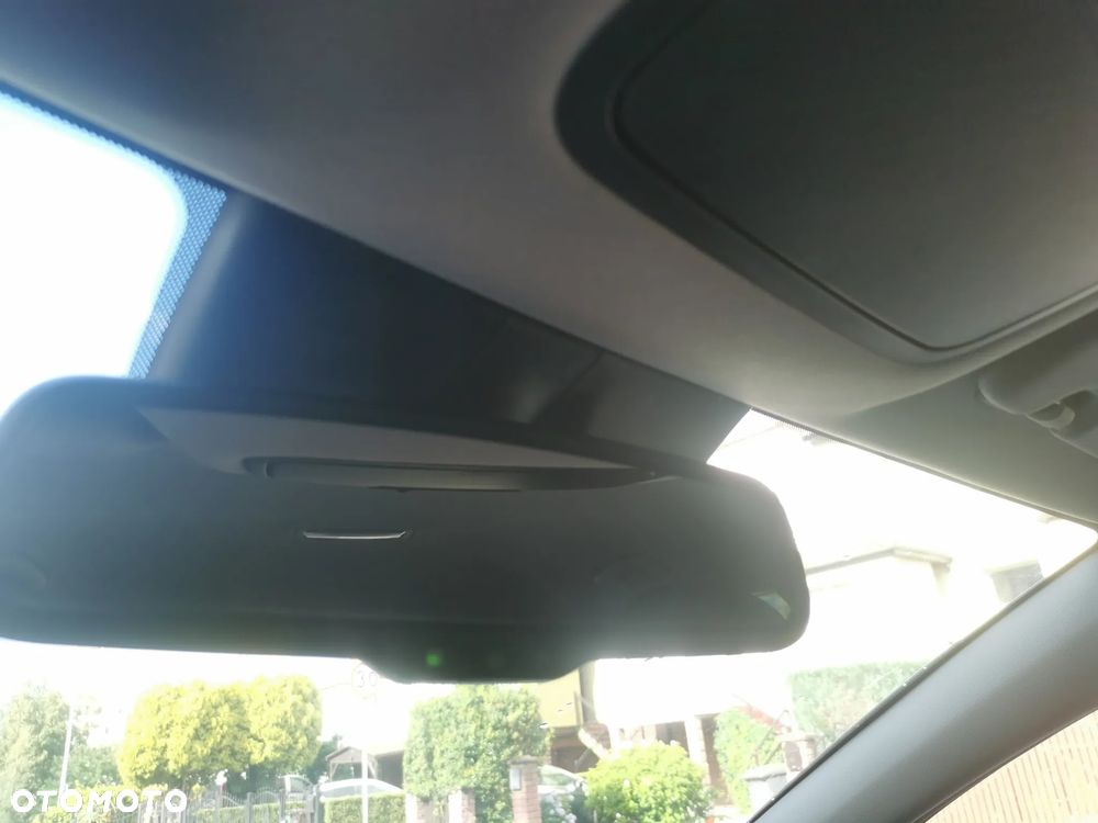 Kia Ceed 1.4 T-GDI OPF Platinum Edition - 25