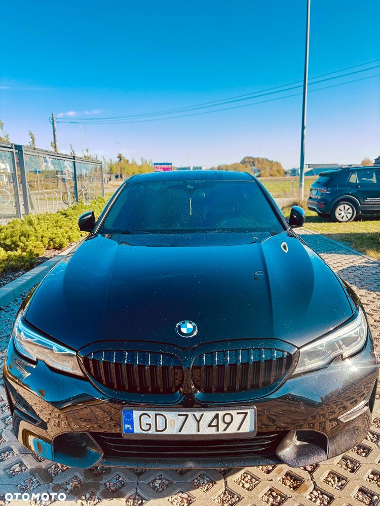 BMW Seria 3 330i xDrive Sport Line - 7