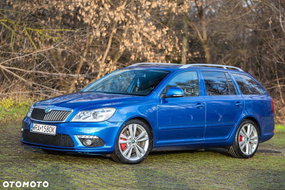 Skoda Octavia 2.0 TSI DSG RS - 3