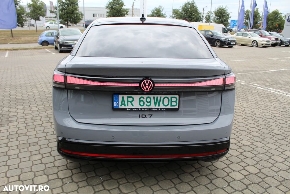 Volkswagen ID.7 86 kWh Pro S - 9