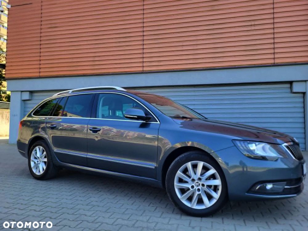 Skoda Superb 2.0 TDI Green tec DSG Elegance - 15