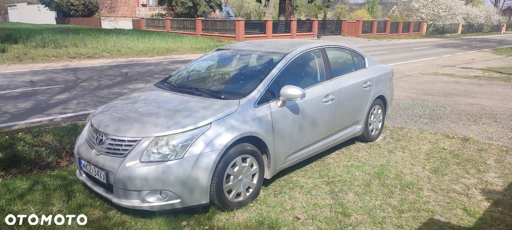 Toyota Avensis 1.6 Luna - 6
