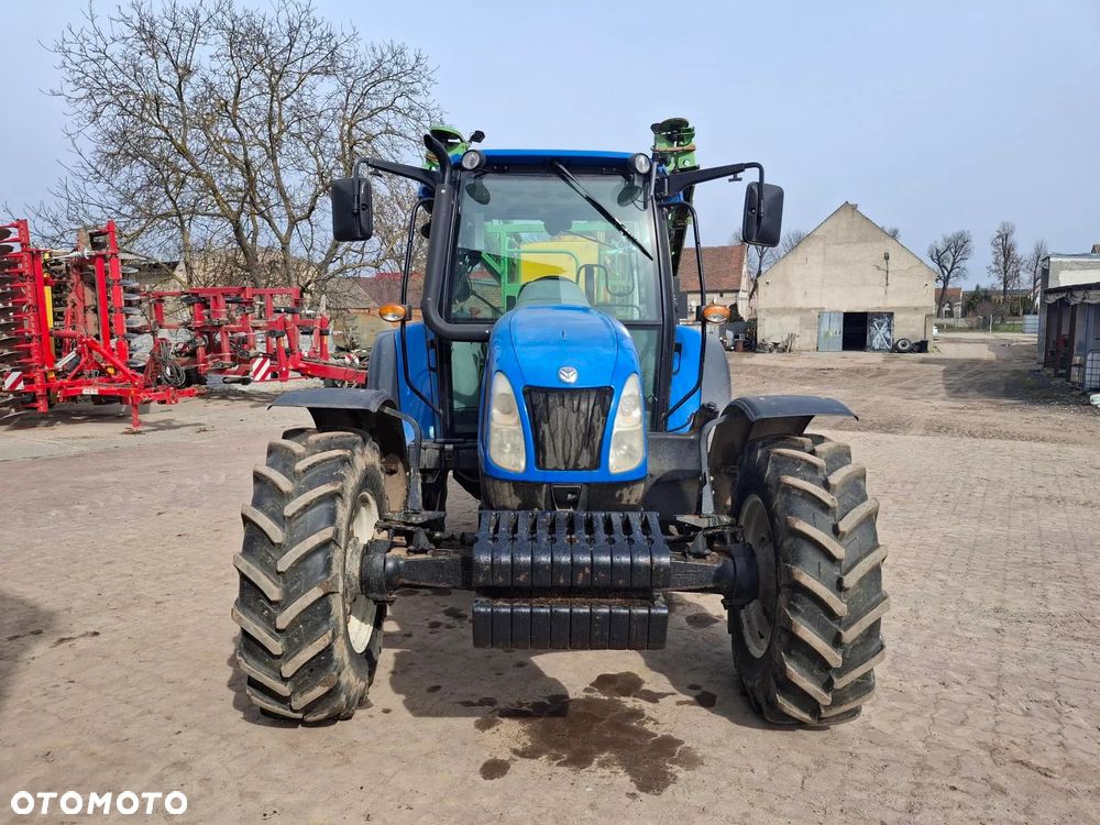 New Holland T5040 - 3