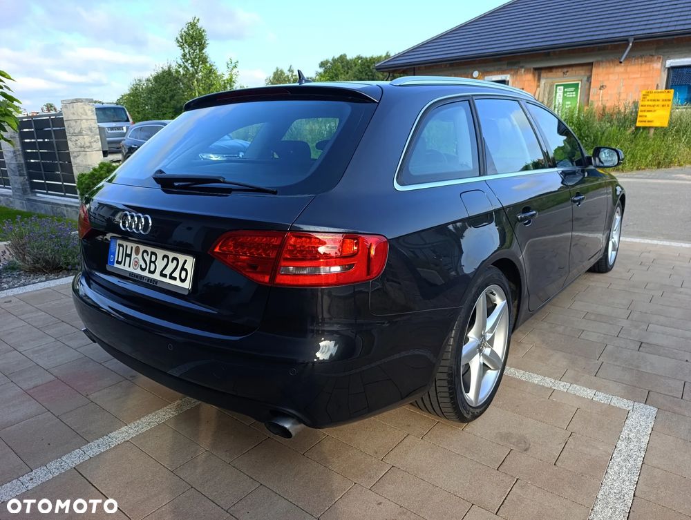 Audi A4 Avant - 30