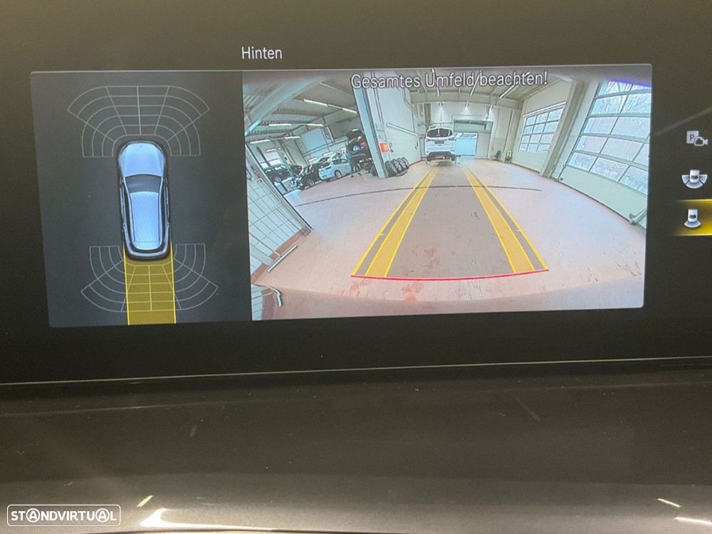 Mercedes-Benz EQC - 6