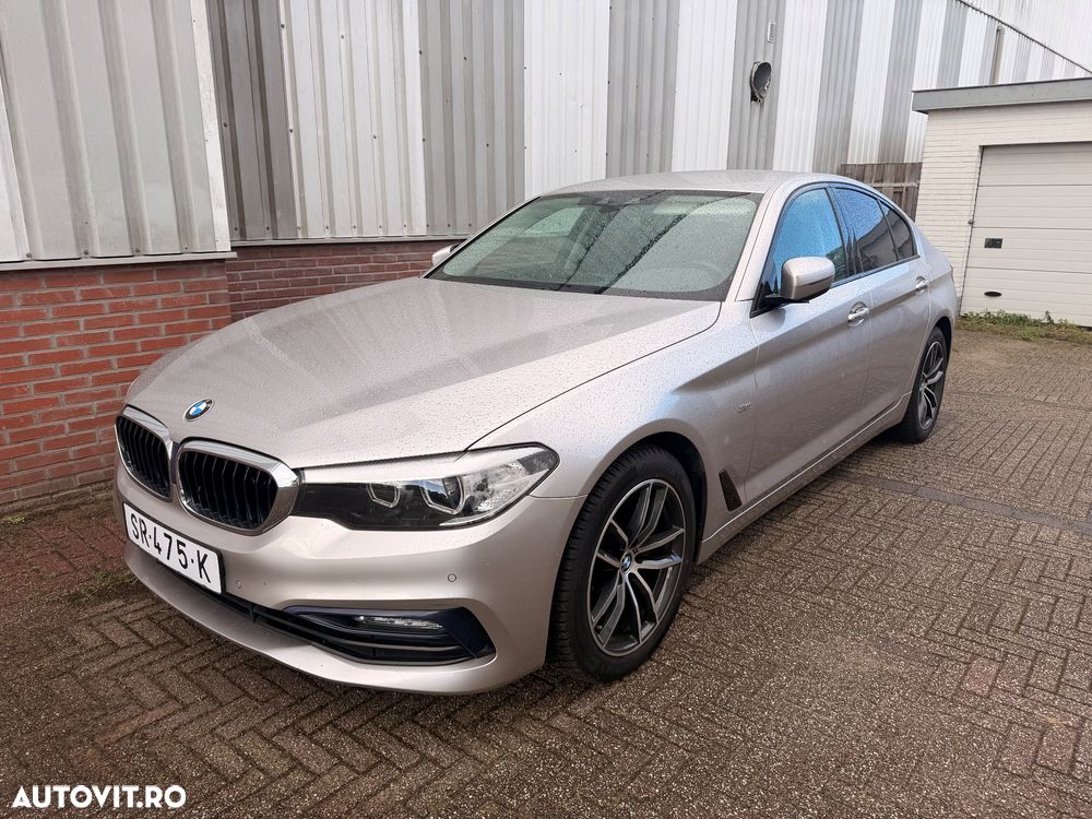 BMW Seria 5 520i AT - 5