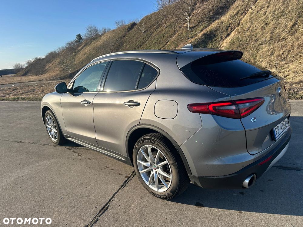 Alfa Romeo Stelvio 2.0 Turbo Executive Q4 - 6