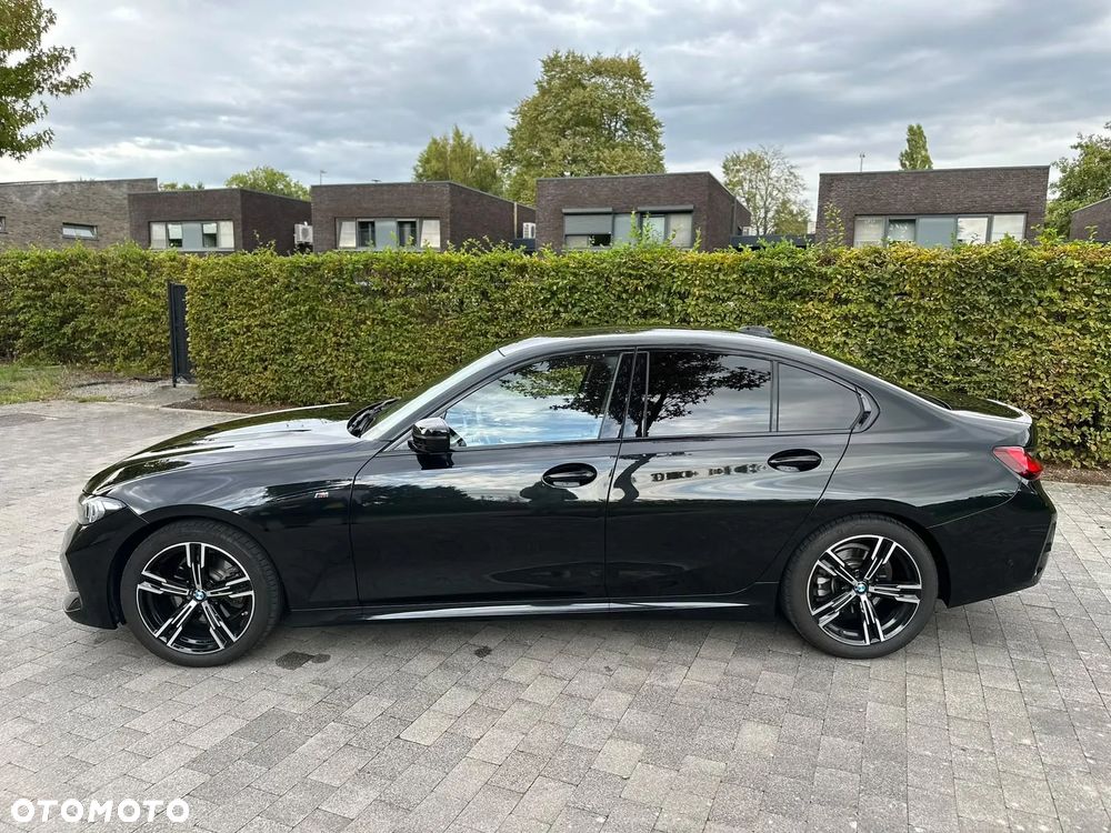 BMW Seria 3 320d xDrive mHEV M Sport - 9