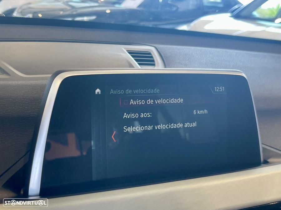 BMW X1 16 d sDrive Line xLine - 23