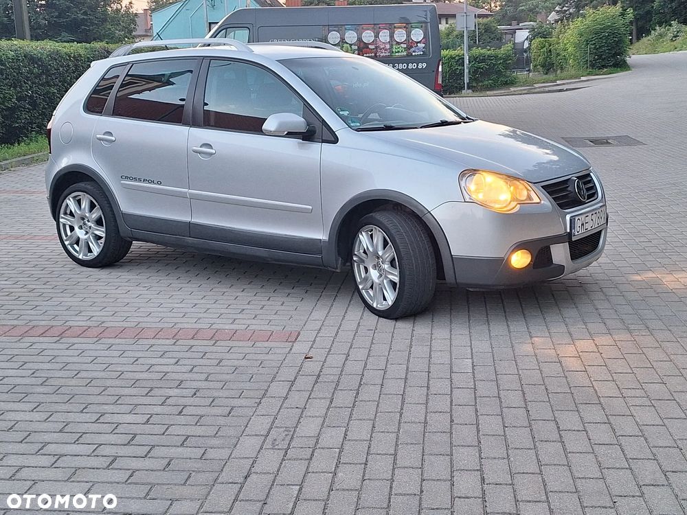 Volkswagen Polo Cross - 1