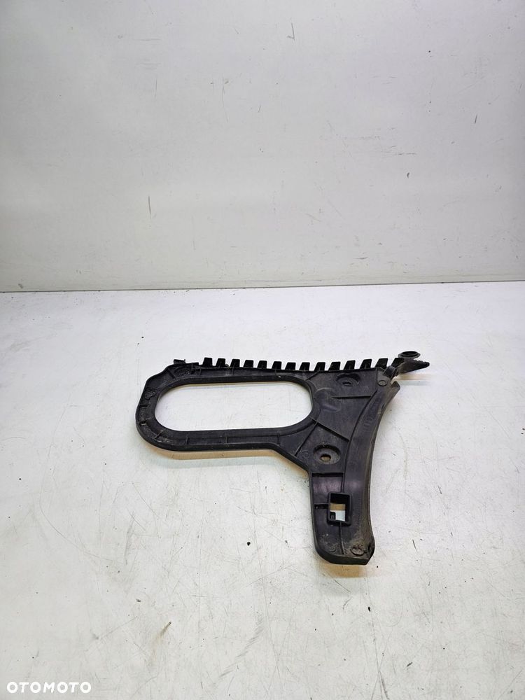 ŚLIZG ZDERZAKA PRAWY TYŁ AUDI A3 8V SEDAN 8V5807378 - 1