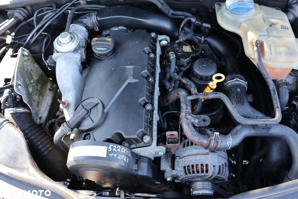 Volkswagen Passat 1.9 TDI Comfortline - 13