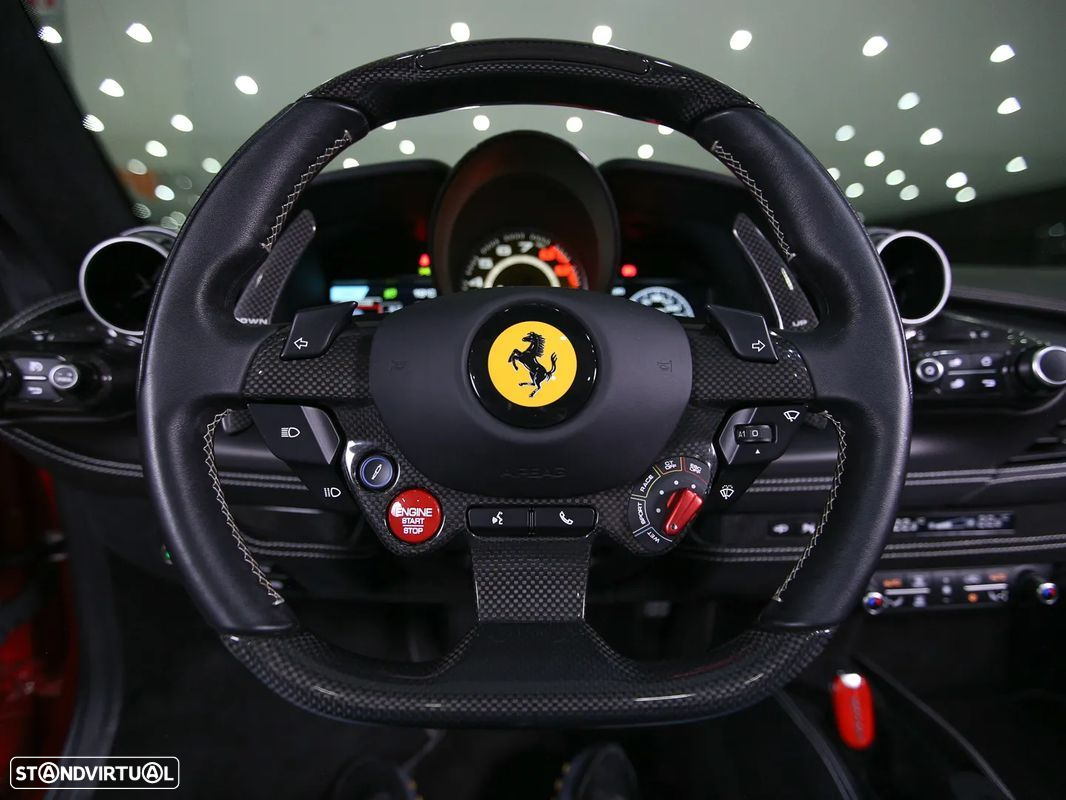 Ferrari F8 Tributo Spider - 28