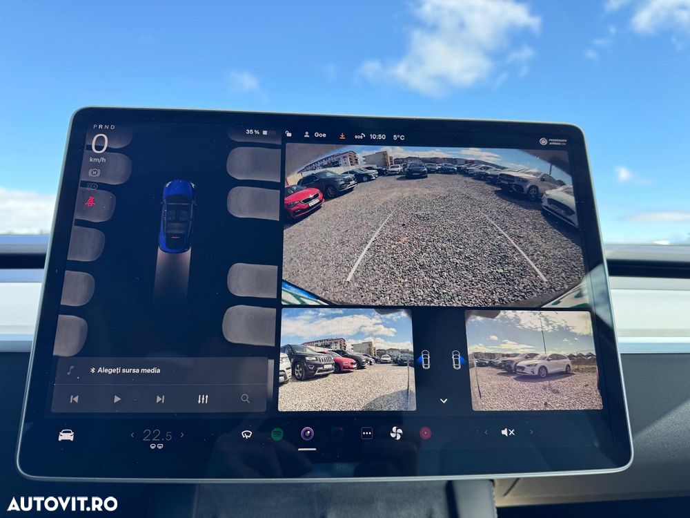 Tesla Model Y AWD Performance - 29