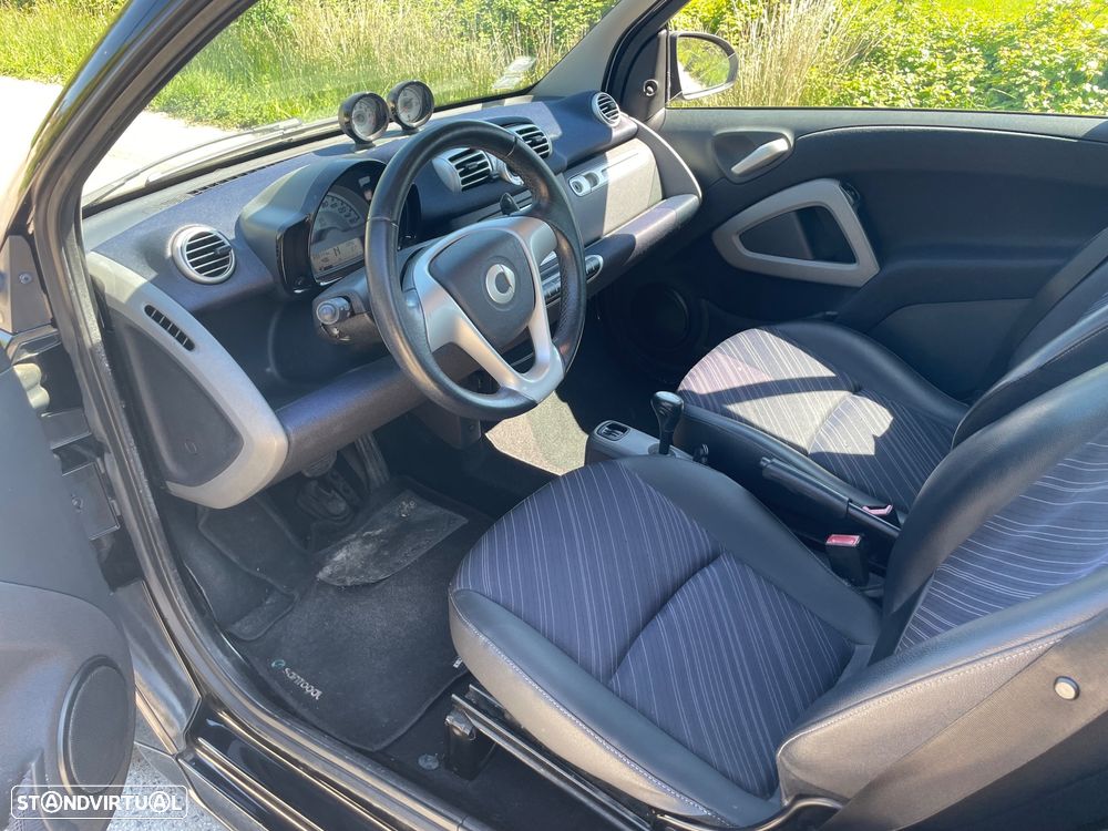 Smart ForTwo Coupé 1.0 mhd Pure 71 Softouch - 8