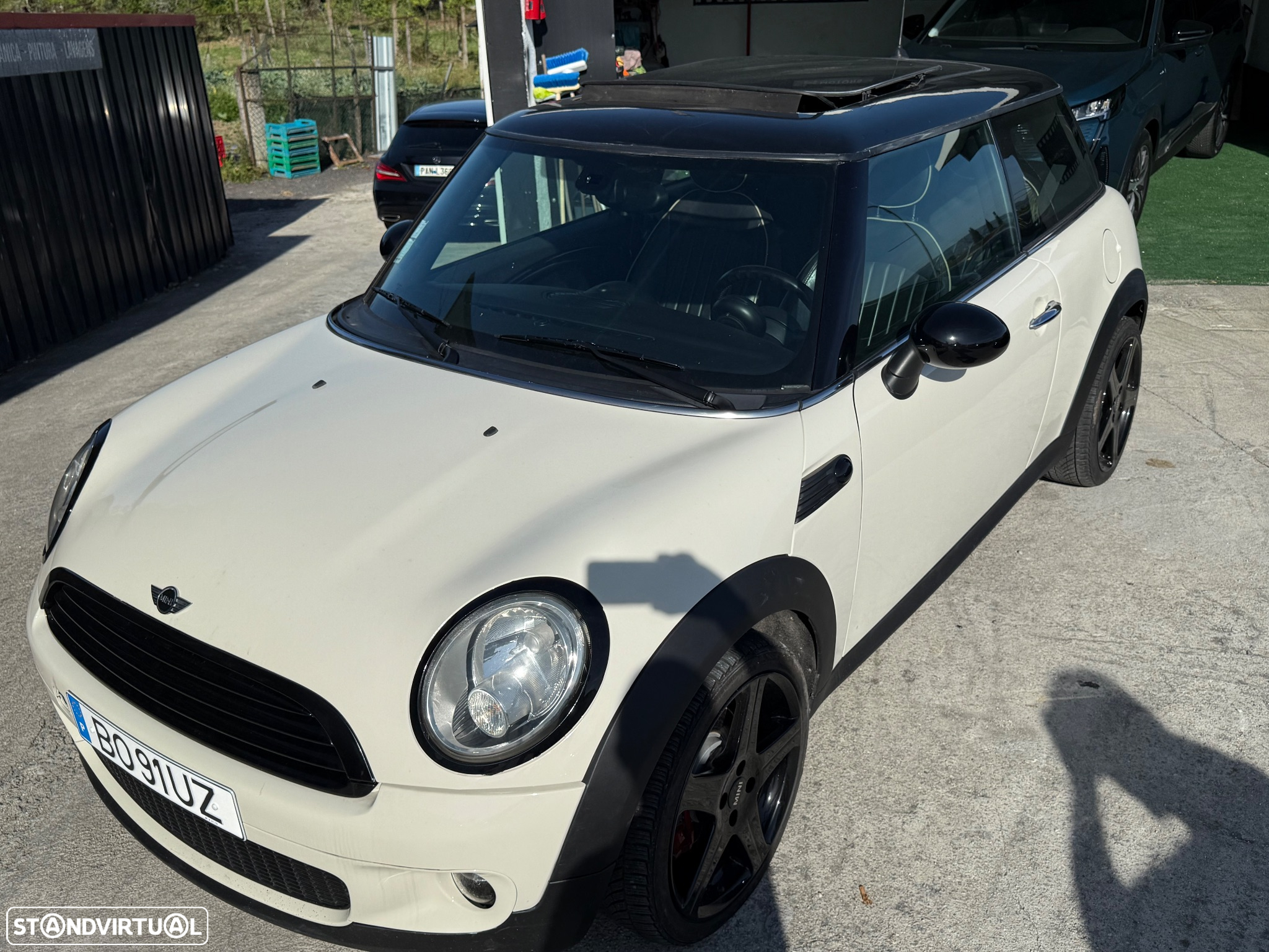 MINI 3 Portas Cooper D - 22