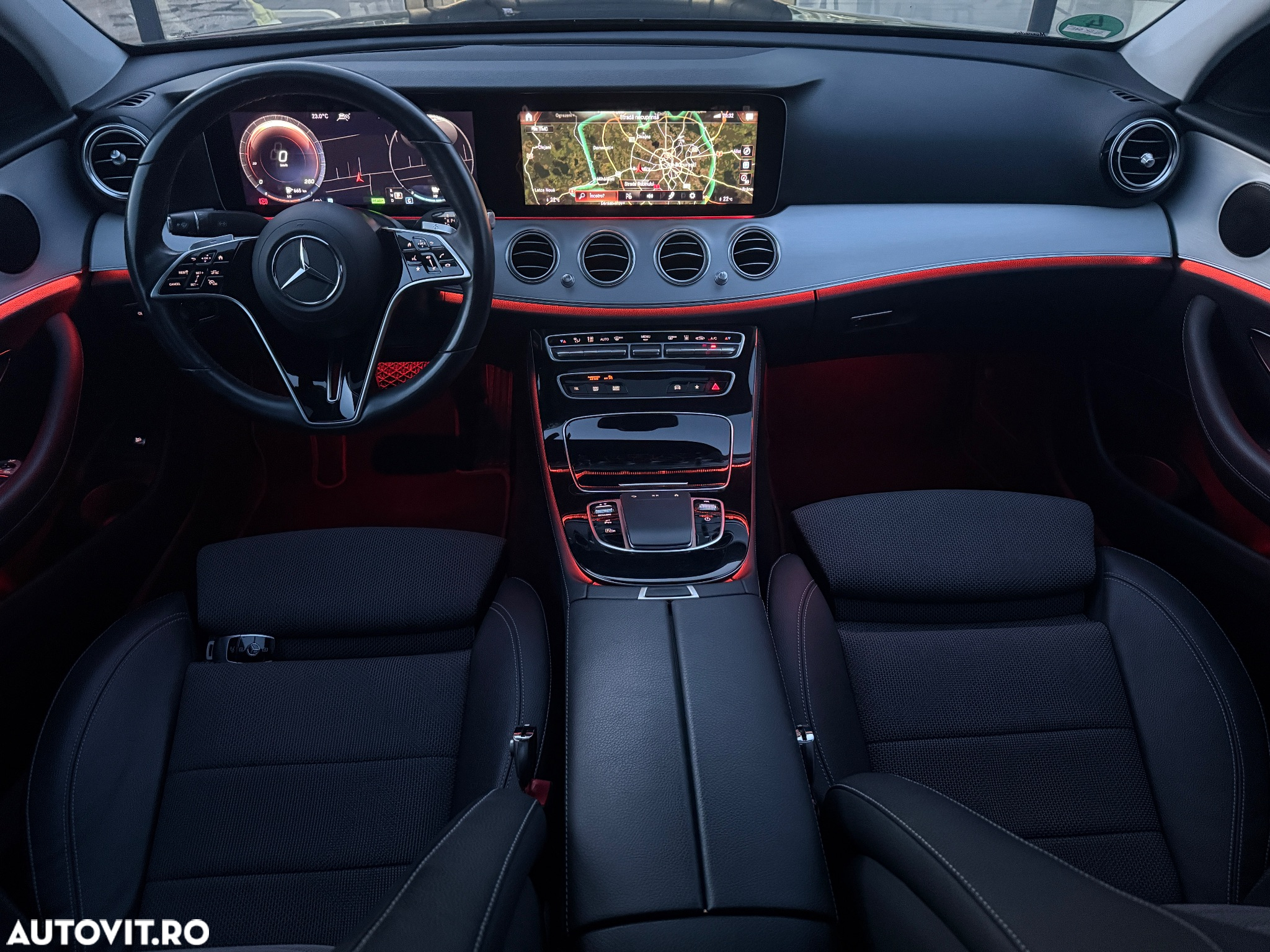 Mercedes-Benz E 300 de 4Matic 9G-TRONIC Night Edition - 34