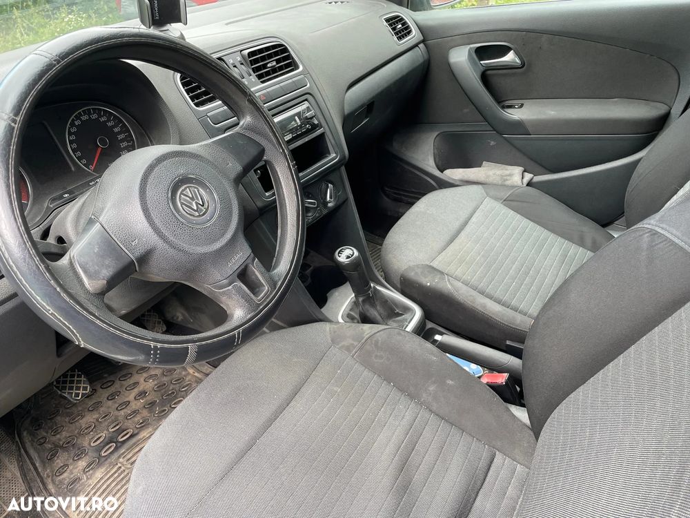 Volkswagen Polo 1.6 TDI CR DPF Comfortline - 4