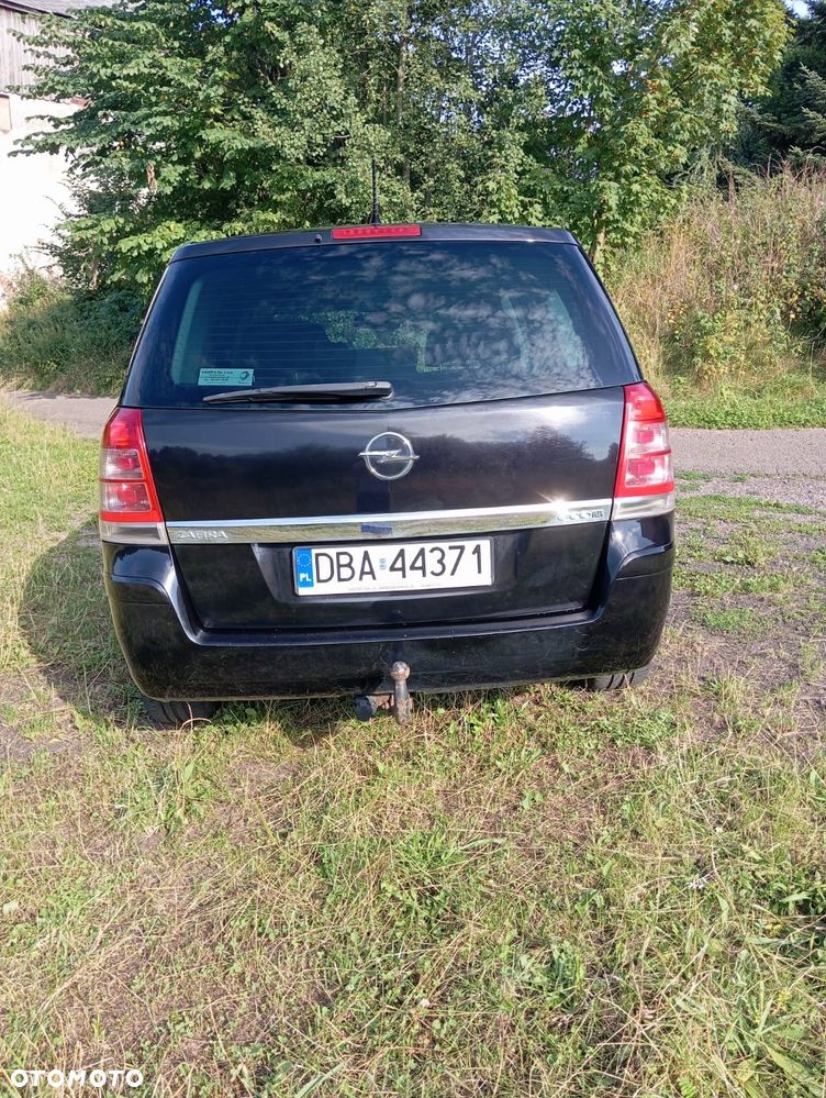 Opel Zafira - 2