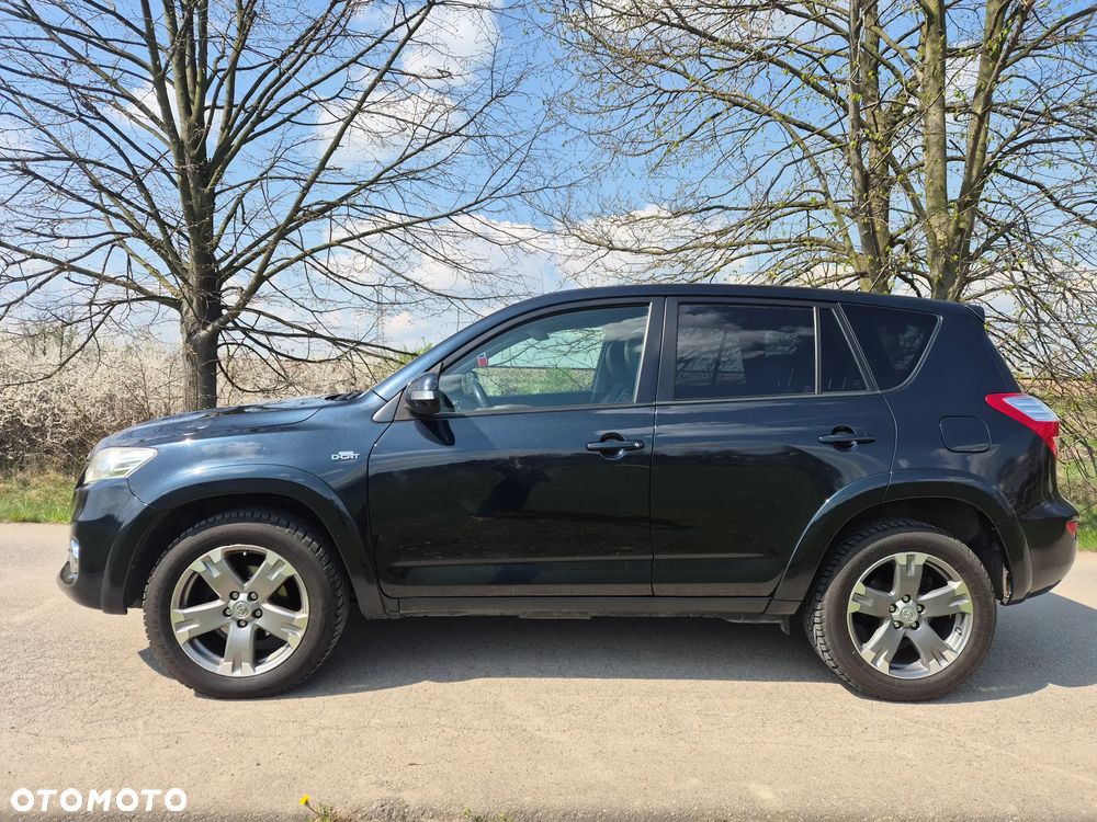 Toyota RAV4 2.2 D-CAT 2010 - 4
