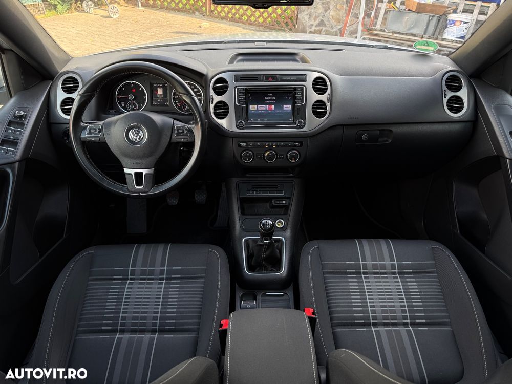 Volkswagen Tiguan 2.0 TDI SCR BlueMotion Technology Lounge Sport & Style - 5