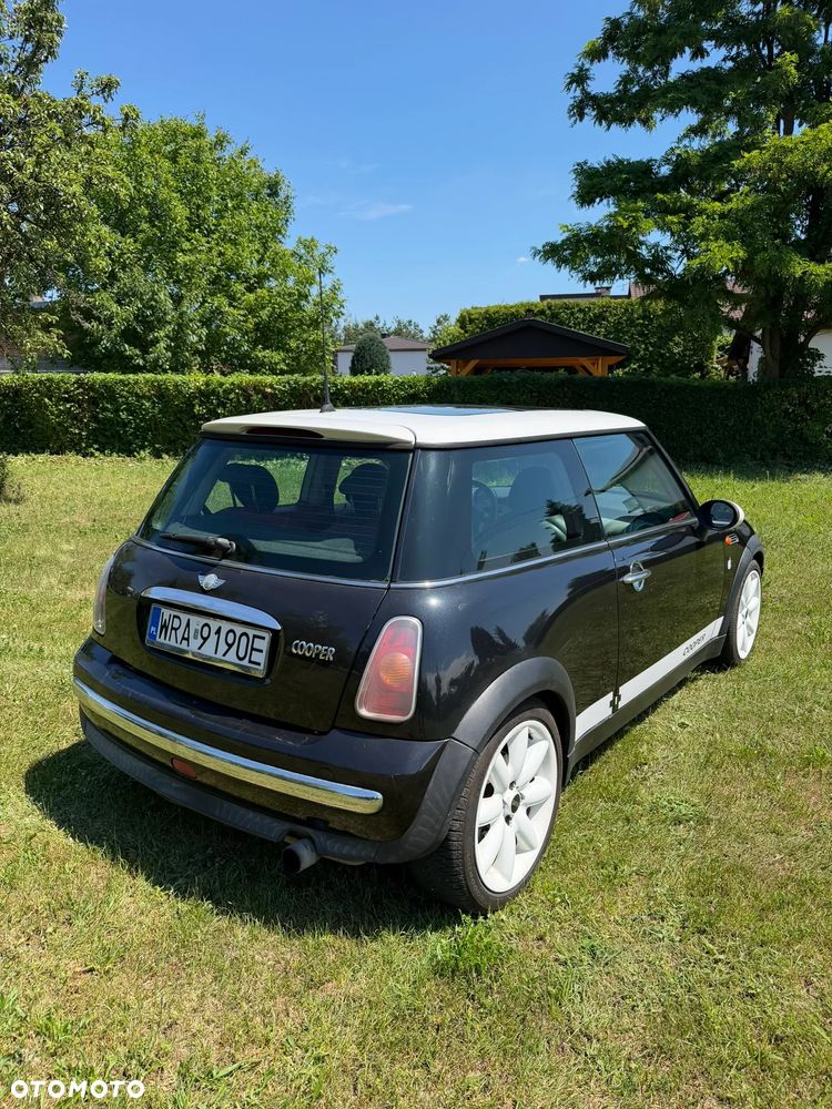 MINI Cooper Standard - 5