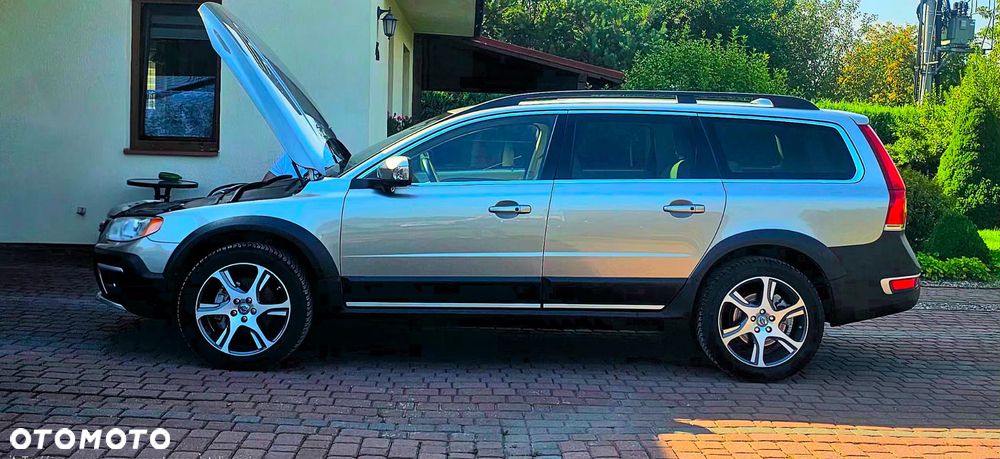 Volvo XC 70 T6 AWD Geartronic Summum - 1