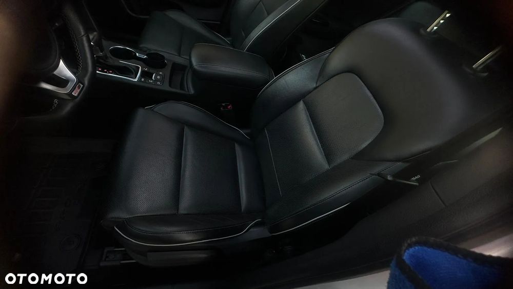 Kia Sportage 1.6 T-GDI AWD GT Line - 9