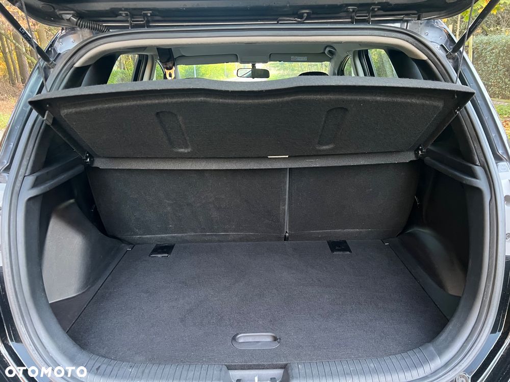 Hyundai ix20 1.6 Classic + - 13