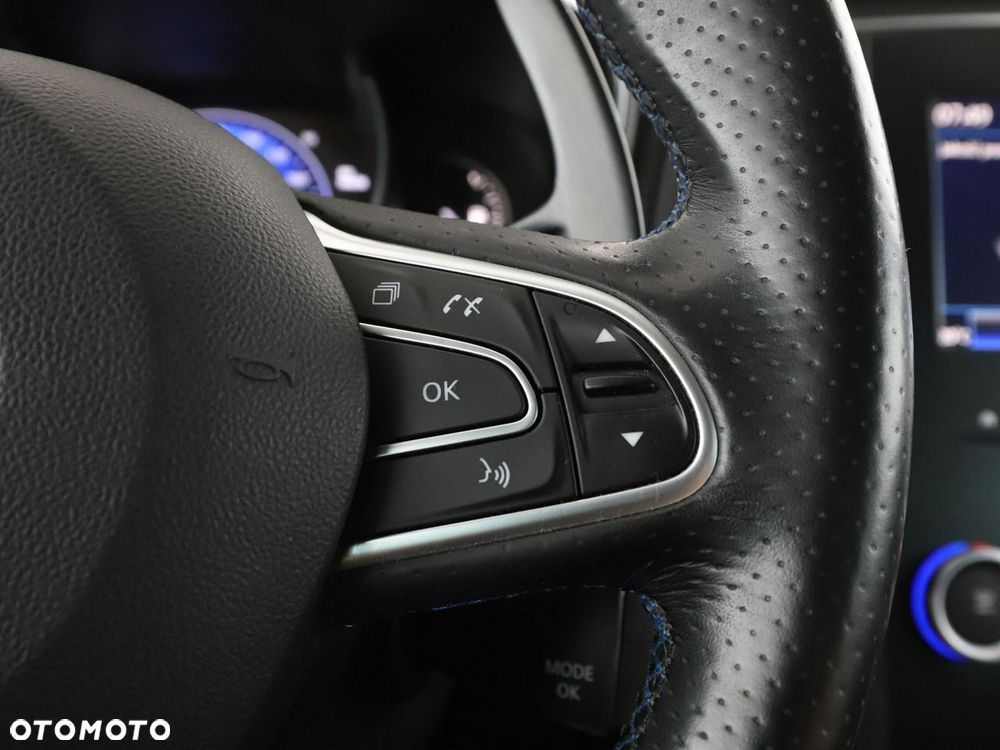 Renault Megane ENERGY TCe 205 EDC GT - 30