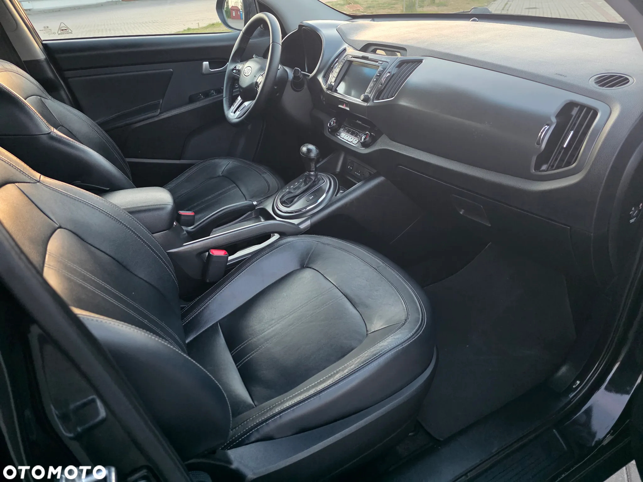 Kia Sportage 2.0 CRDI 184 4WD Automatik Fifa World Cup Edition - 26