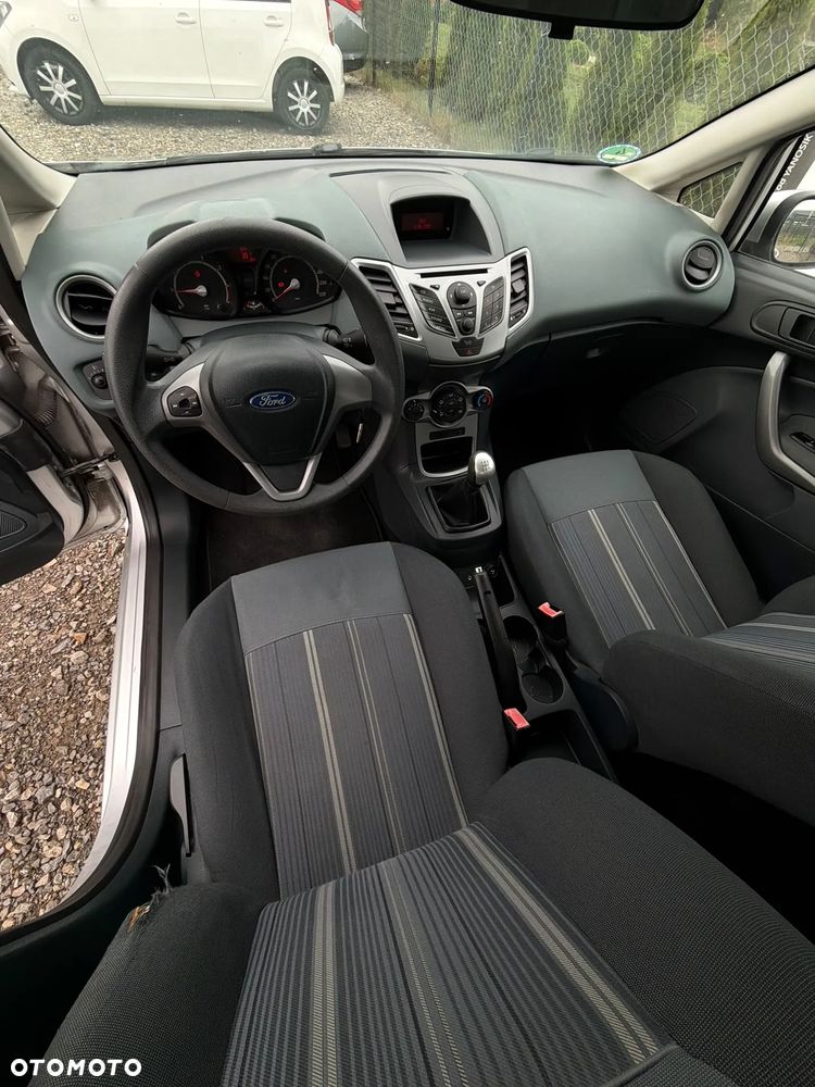 Ford Fiesta 1.25 Silver X - 10