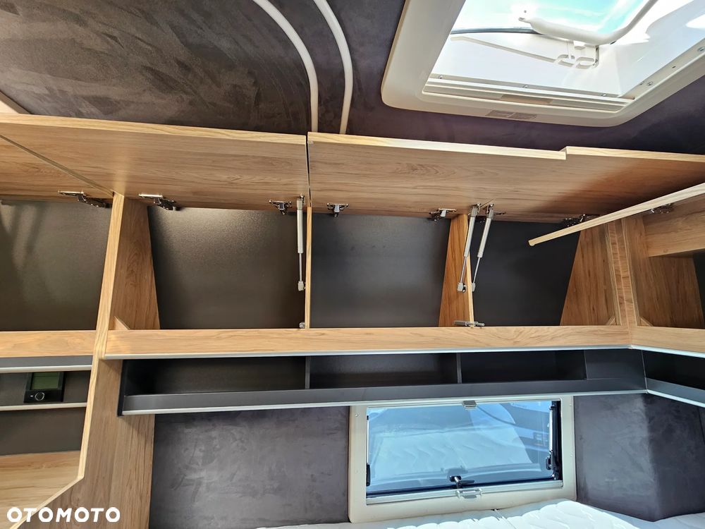 Globe-Traveller Voyager Z - 22