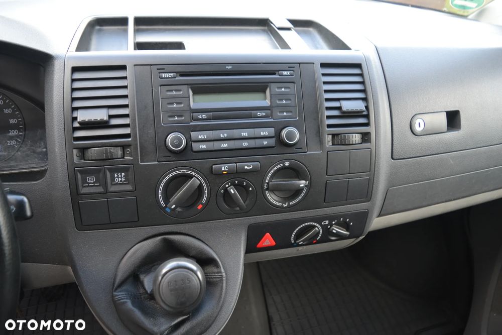 Volkswagen Transporter - 21