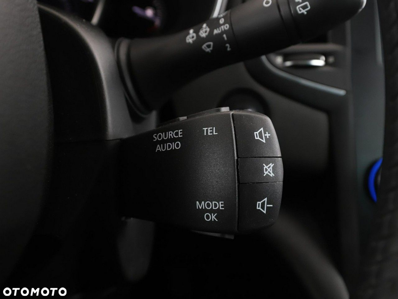 Renault Megane Grandtour BLUE dCi 115 EDC LIMITED - 32