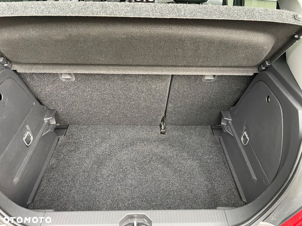 Opel Corsa 1.4 16V Cosmo - 18