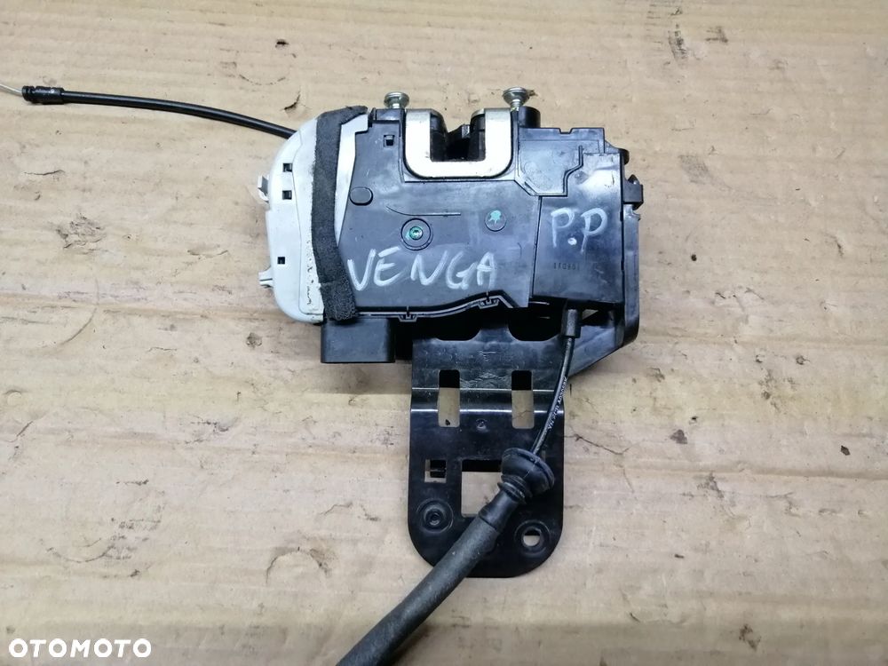Kia Venga zamki drzwi komplet lewy przód 6 Pin pozostałe 4 Pin EU - 22