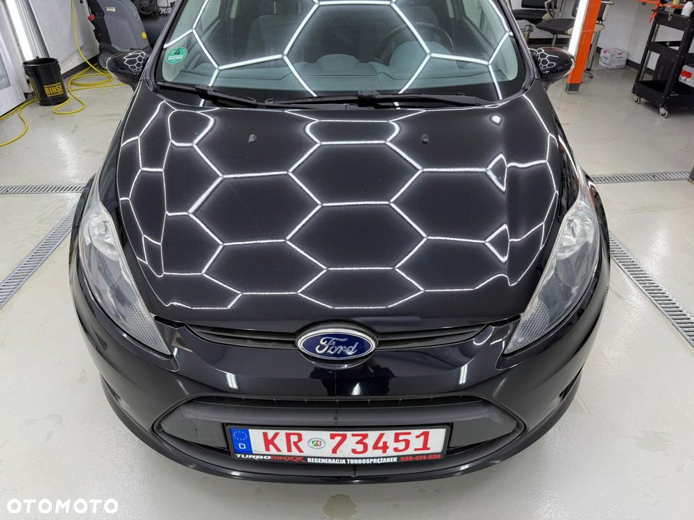 Ford Fiesta - 10