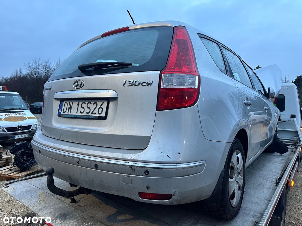 Hyundai i30 07-12 zderzak tylny kombi kod 2r - 2