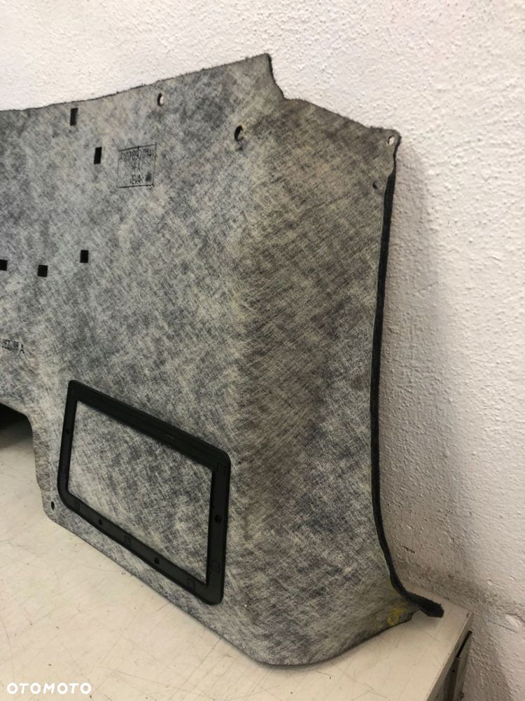 tapicerka ściany tylnej mercedes r170 2.0 99r 744 - 3