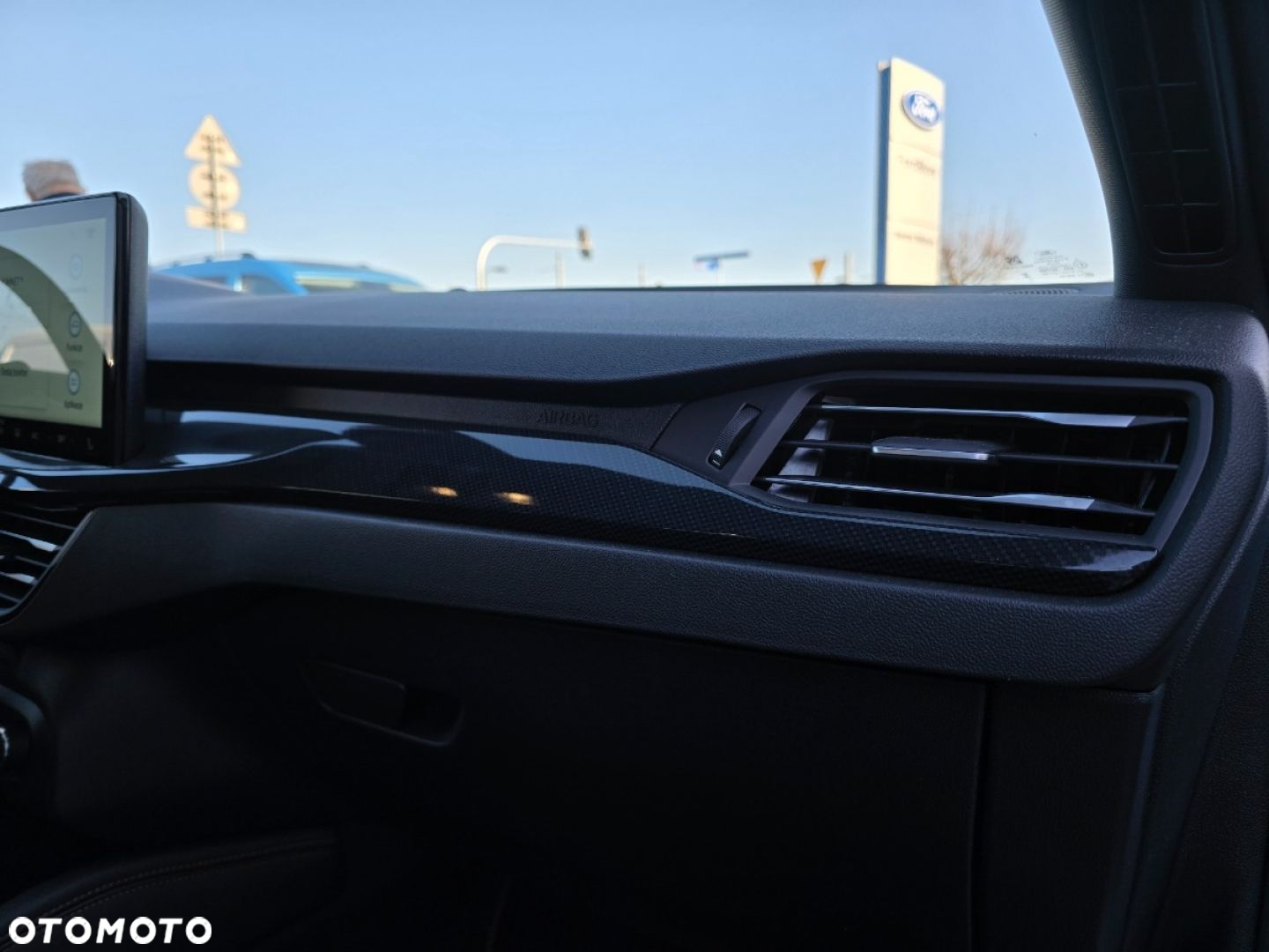 Ford Focus - 25