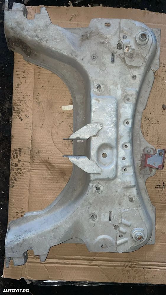 CADRU MOTOR/ JUG/ PUNTE FATA RENAULT CLIO 4 2015