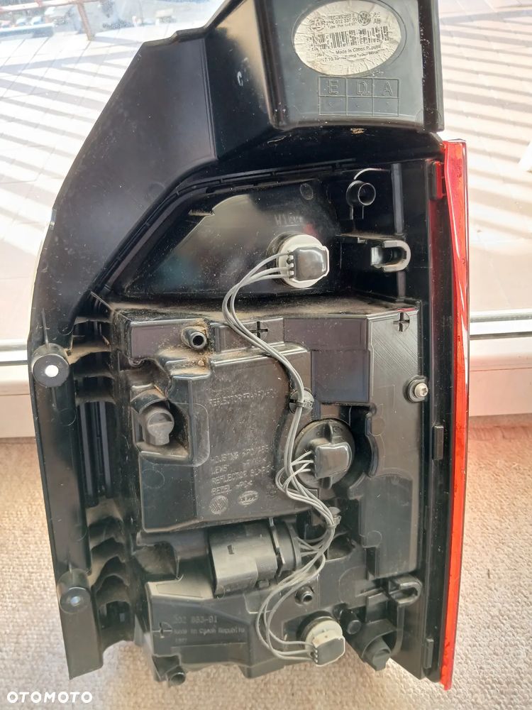 VW transporter T6 lampa tył lewa 7E0945207E - 3