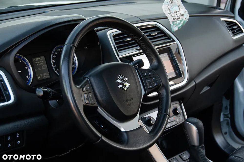 Suzuki SX4 S-Cross 1.6 DDiS Allgrip TCSS Comfort+ - 23