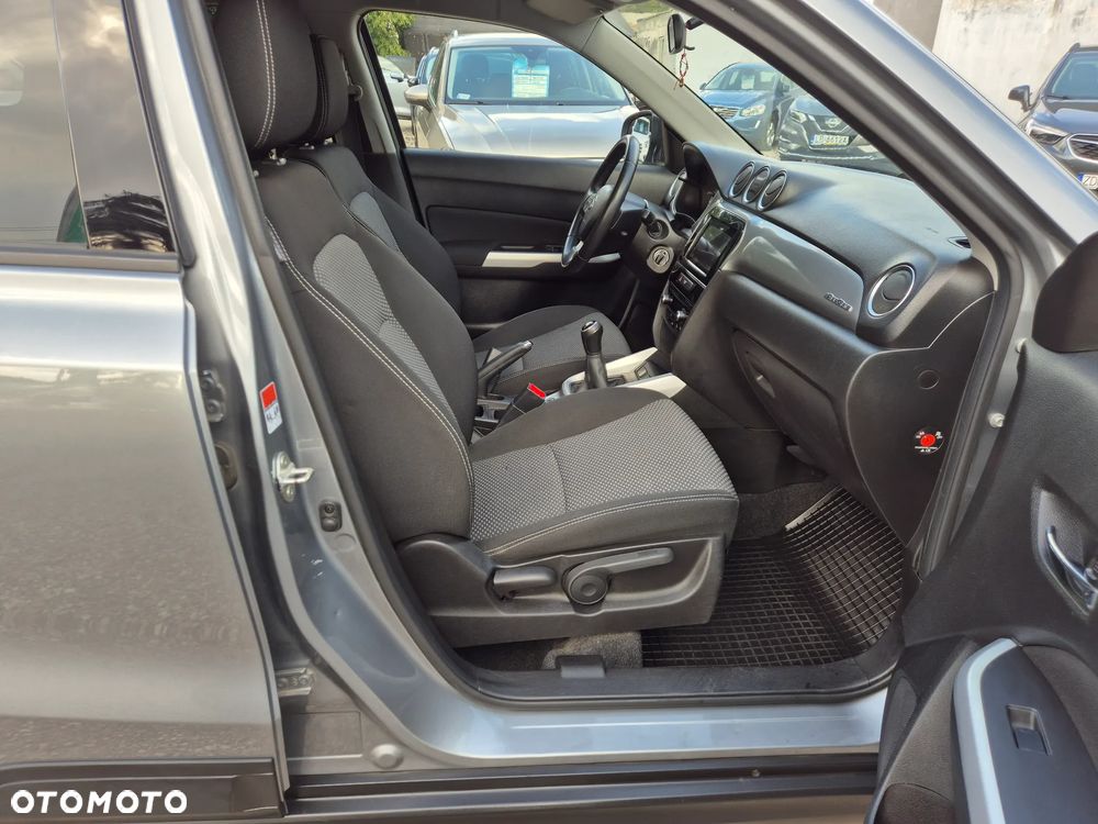 Suzuki Vitara 1.6 Premium 4WD - 15