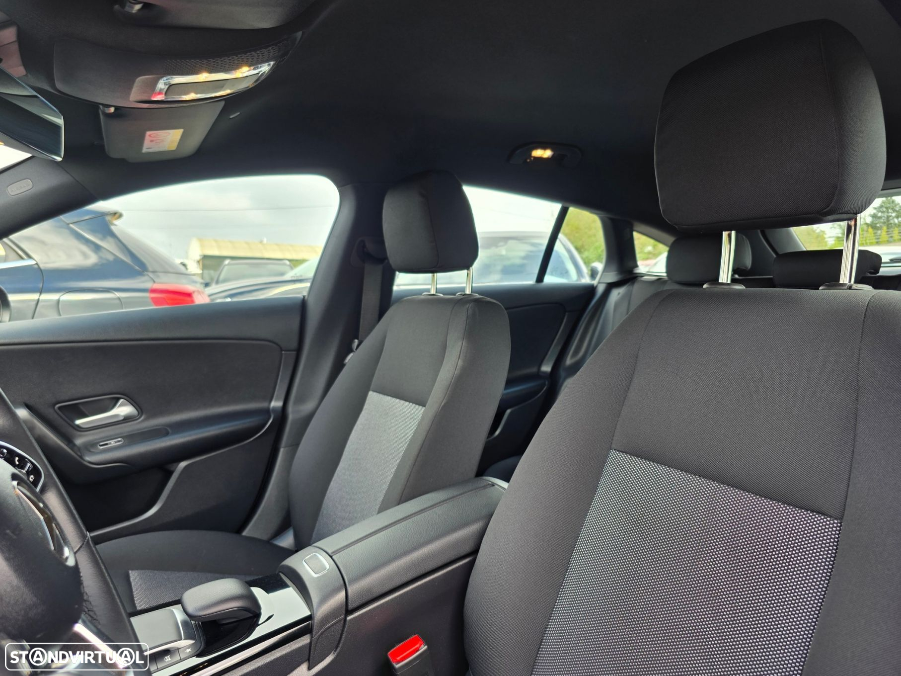 Mercedes-Benz CLA 180 - 13