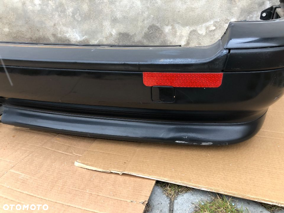 BMW E39 ZDERZAK tył touring hak COSMOSSCHWARZ 303 - 13