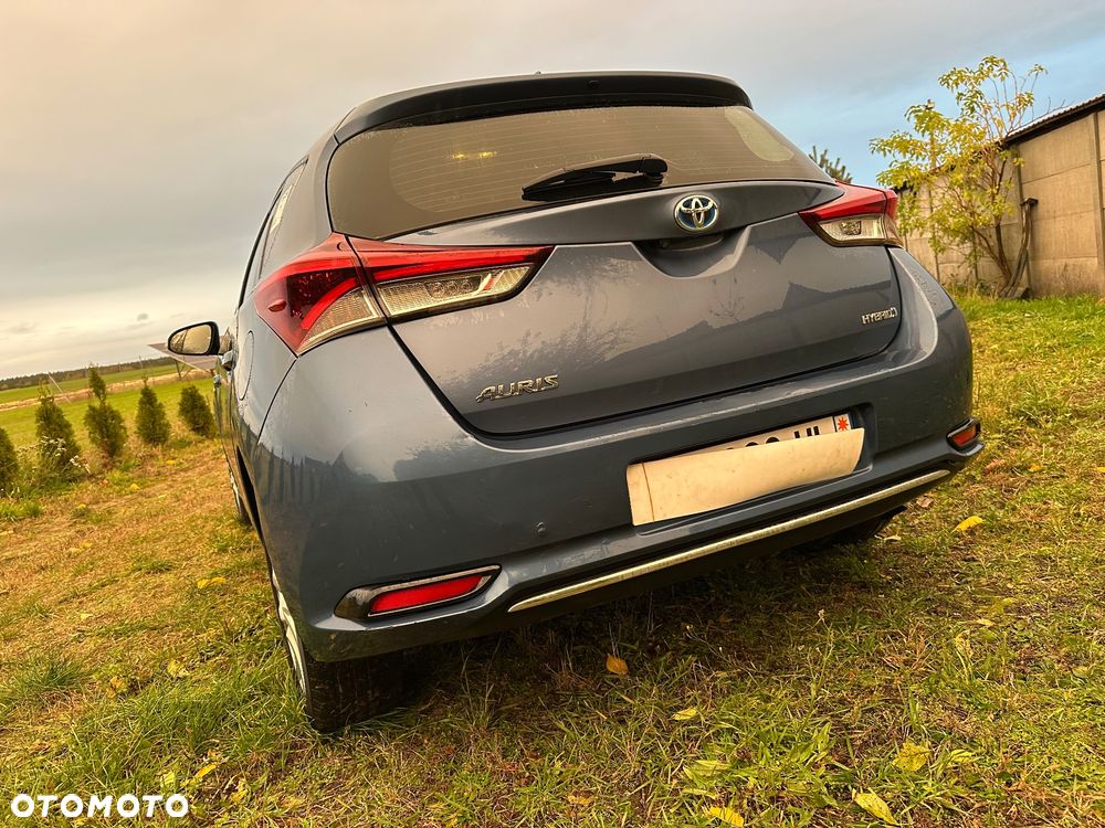 Toyota Auris 1.8 VVT-i Hybrid Automatik Design Edition - 9