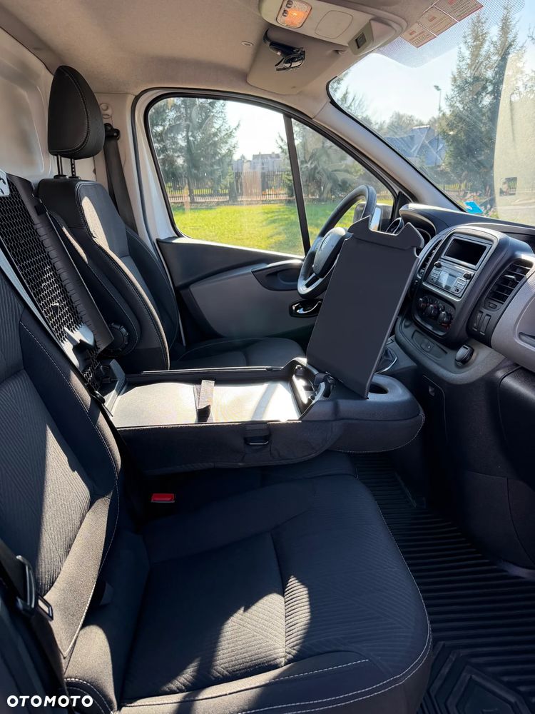Renault TRAFIC 3 - 22
